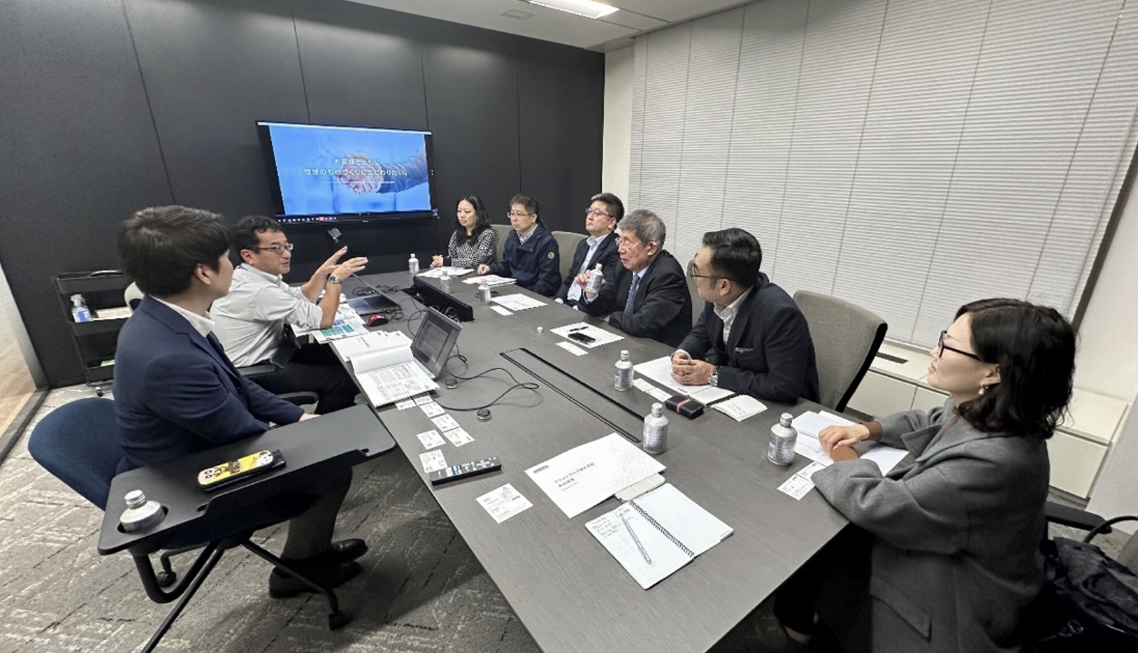 实地访问日本显示产业巨头,中日显示产业深度合作交流开启新篇章!
