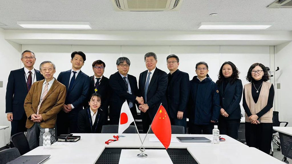 实地访问日本显示产业巨头,中日显示产业深度合作交流开启新篇章!